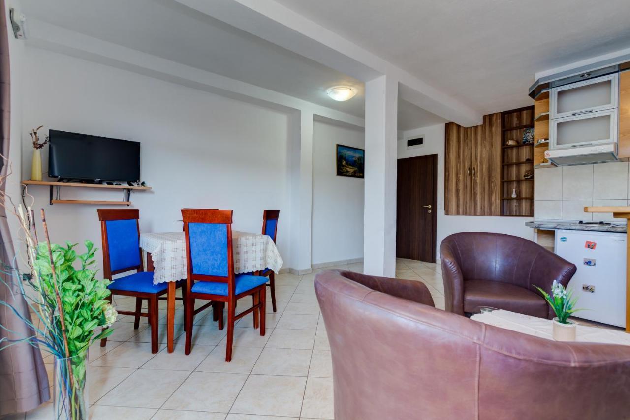 Apartments Vesna 티바트 외부 사진