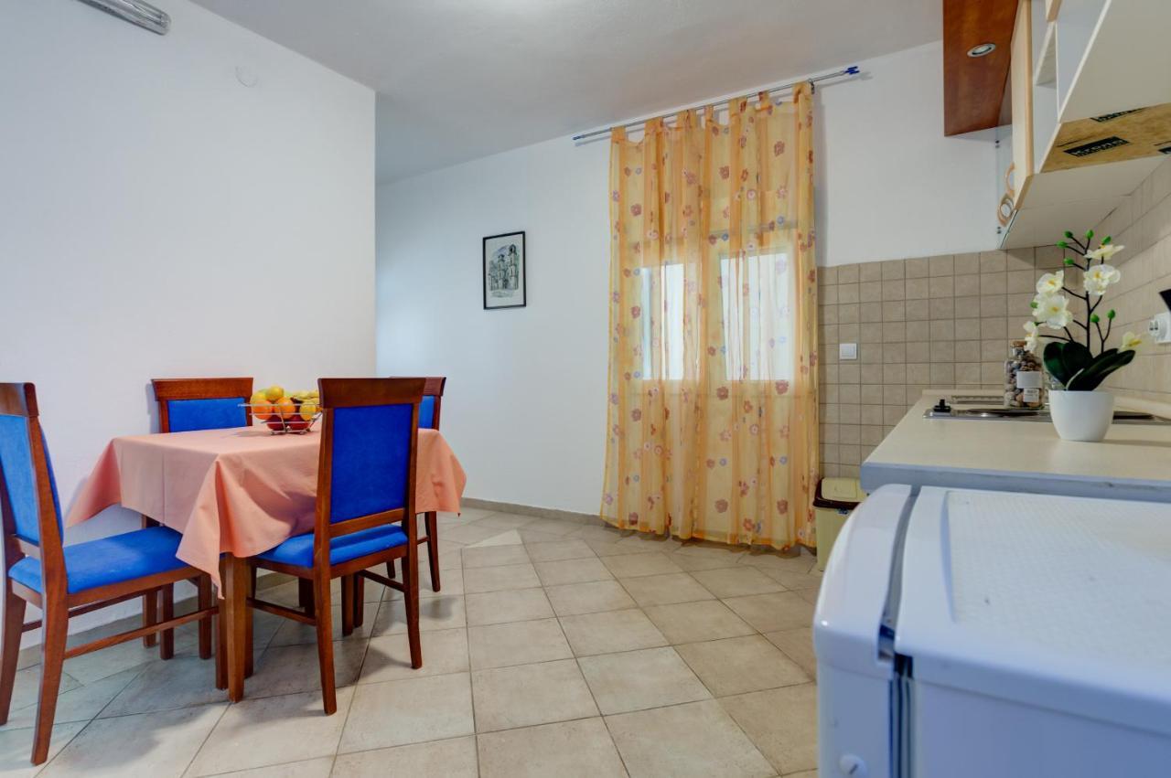 Apartments Vesna 티바트 외부 사진