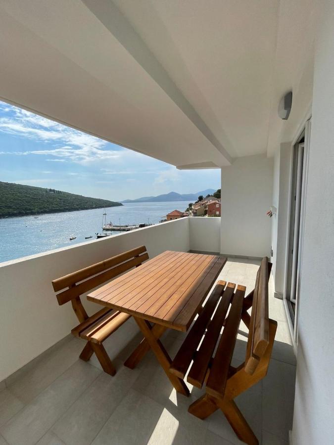 Apartments Vesna 티바트 외부 사진