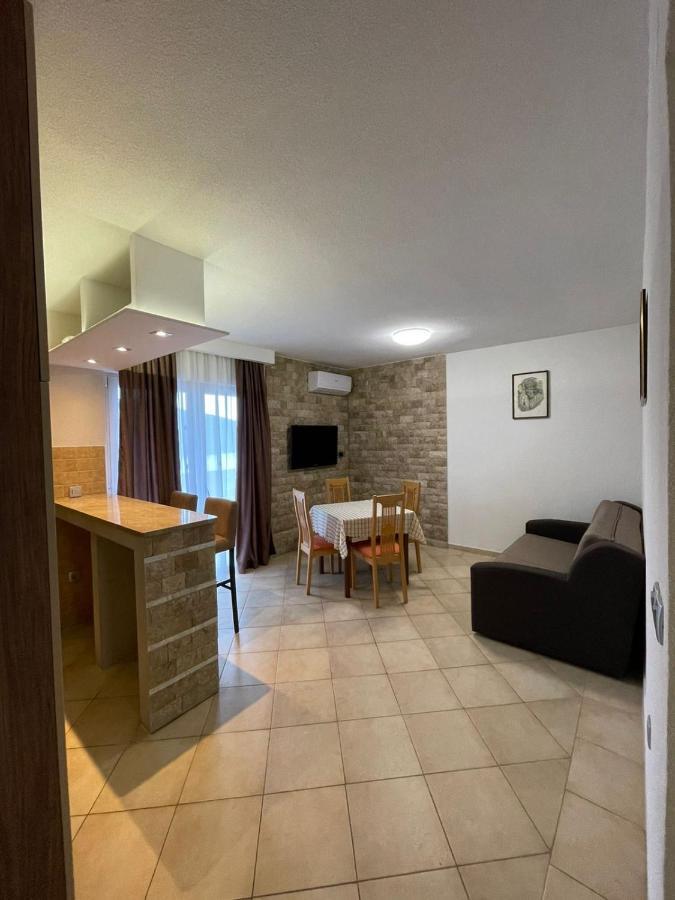 Apartments Vesna 티바트 외부 사진