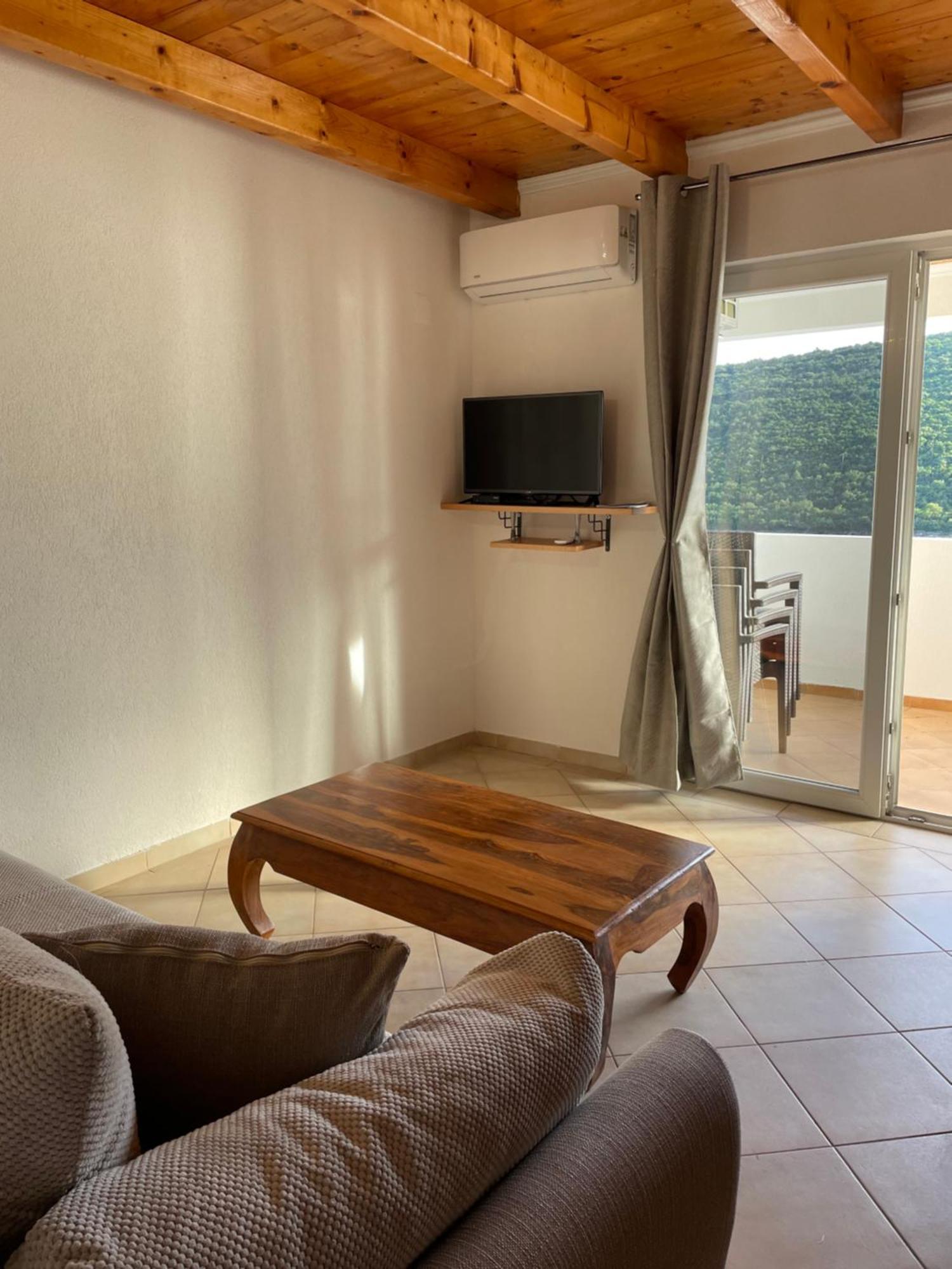 Apartments Vesna 티바트 외부 사진