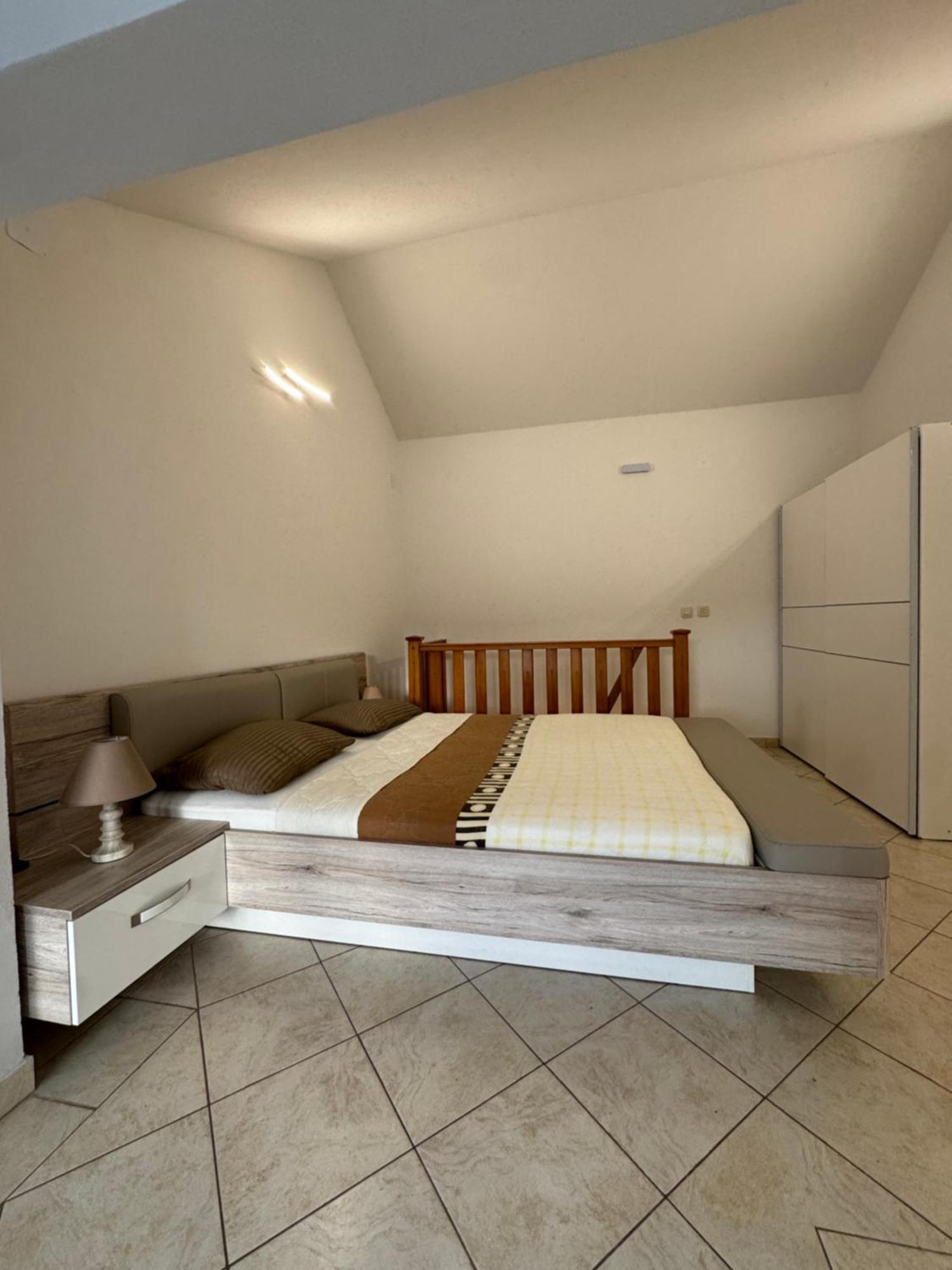 Apartments Vesna 티바트 외부 사진